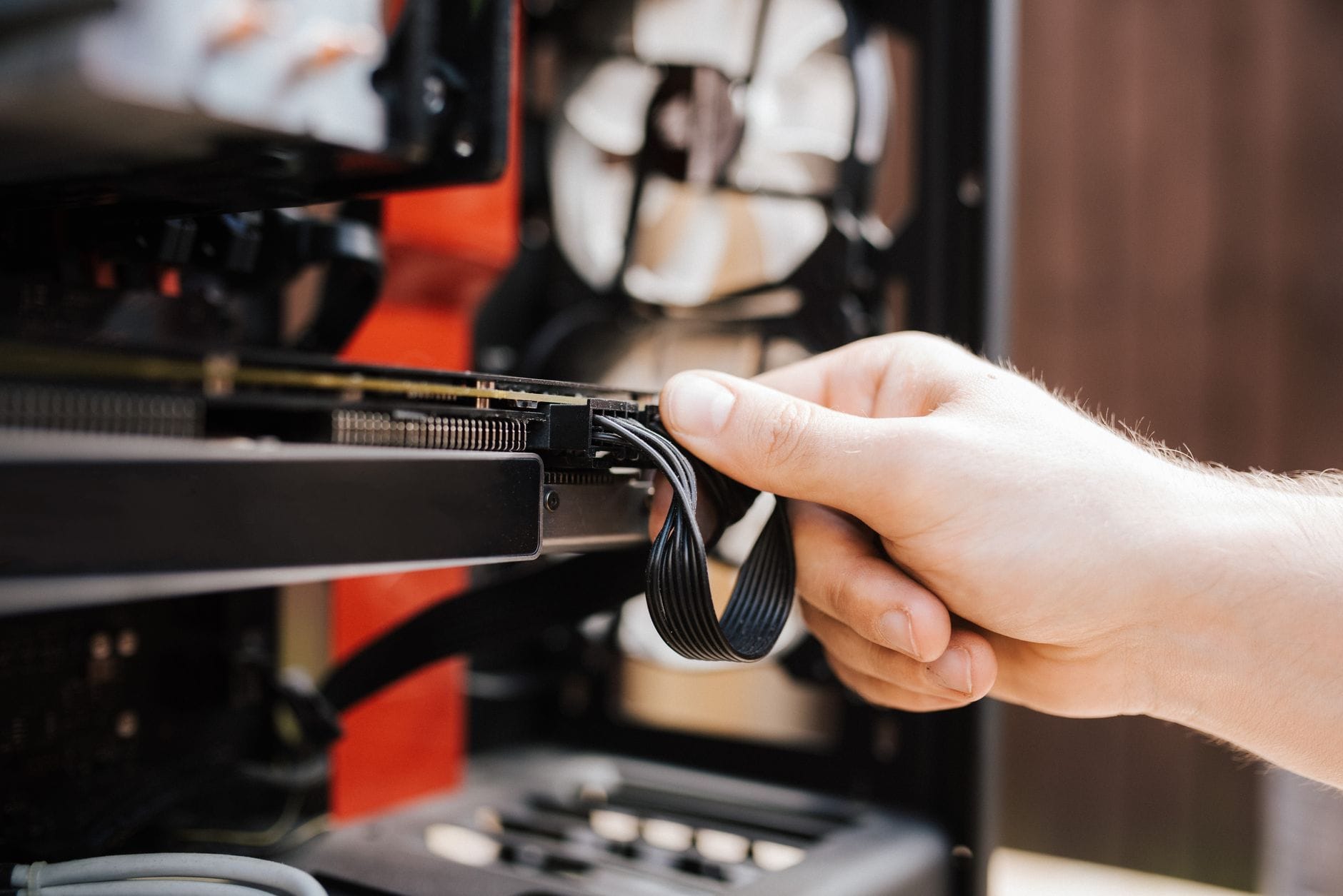 Domowe laboratorium IT na starym PC: serwer plików, kopie, testy sieci